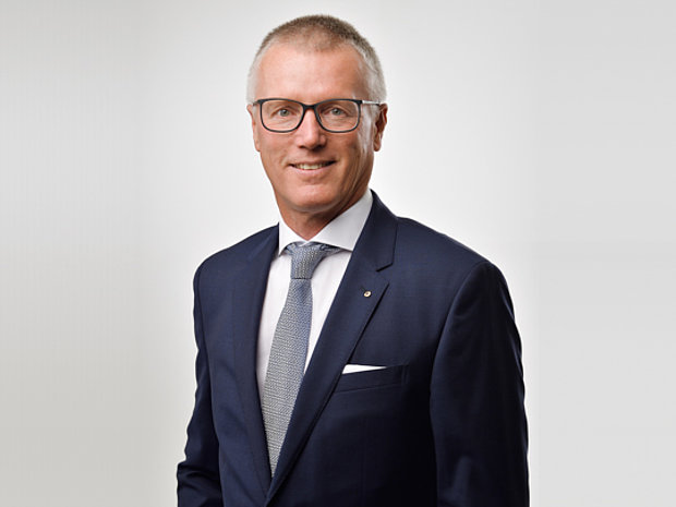 Portrait Peter Buchegger - Druckerei Rosner